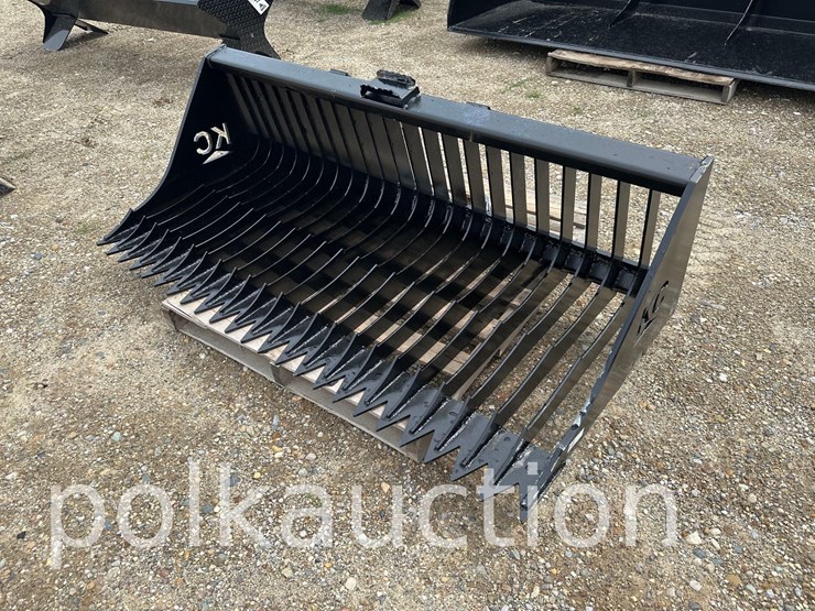 173---72"-fine-skeleton-bucket-high-side-image-1
