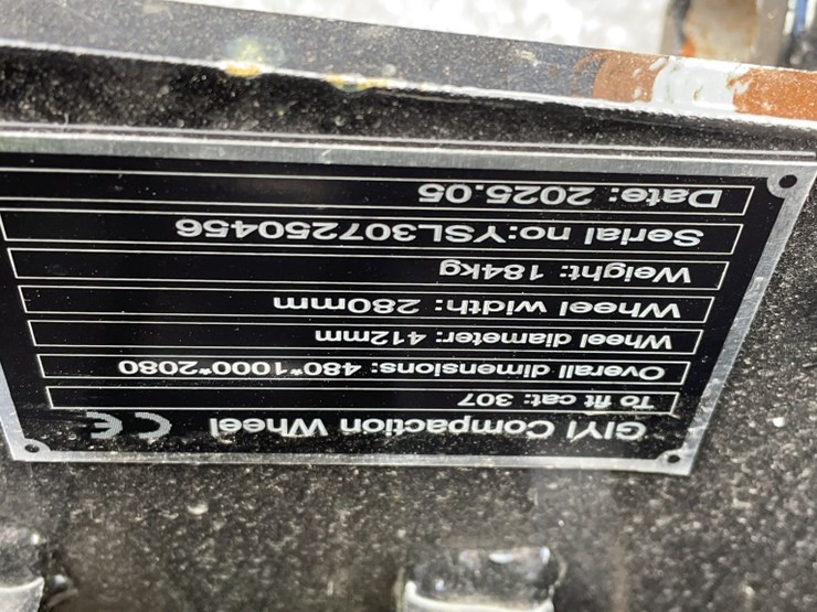 2013-caterpillar-307-image-4