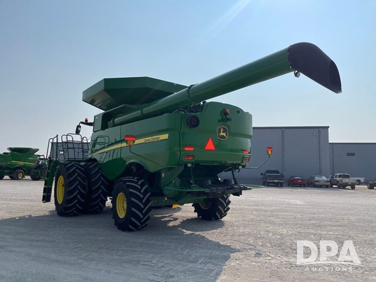 2016-john-deere-s690-image-16