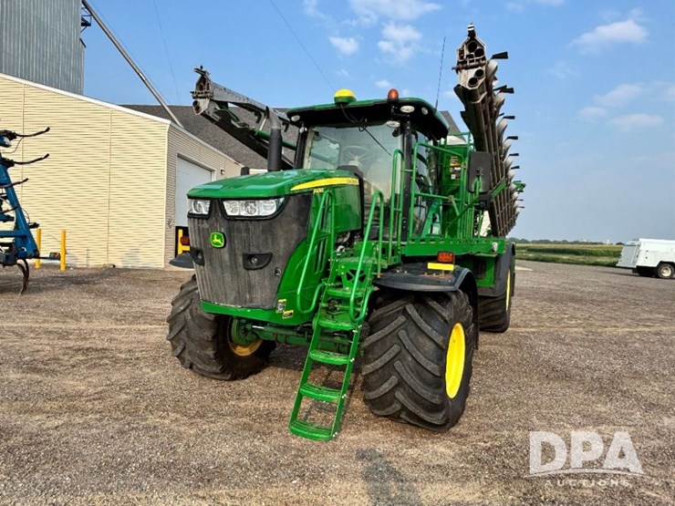 2019-john-deere-f4365-image-17