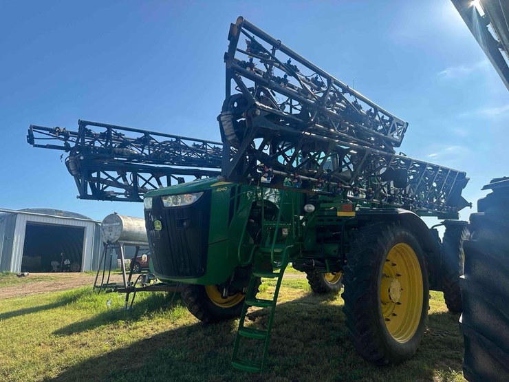 2014-john-deere-4940-image-1