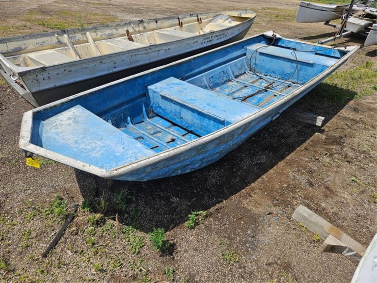 #2531-•-14'-flat-bottom-aluminum-boat-image-1