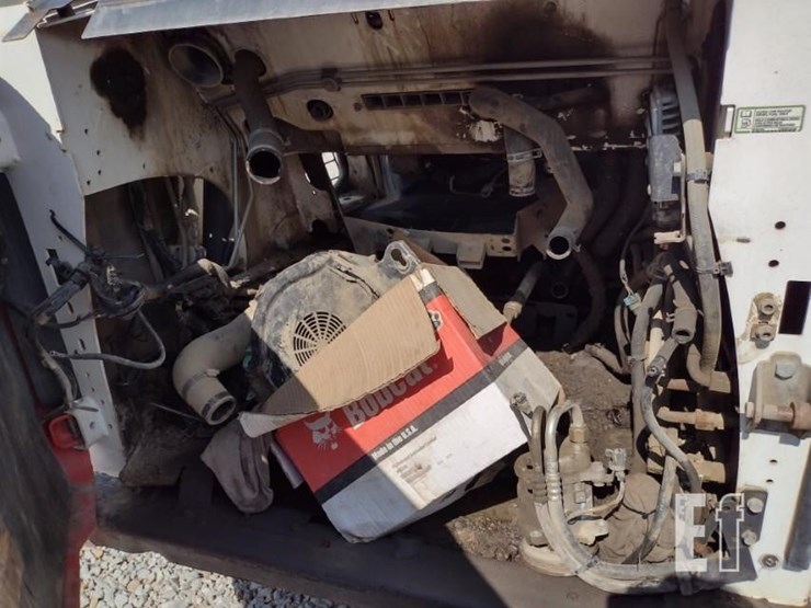 2019-bobcat-t595-image-35
