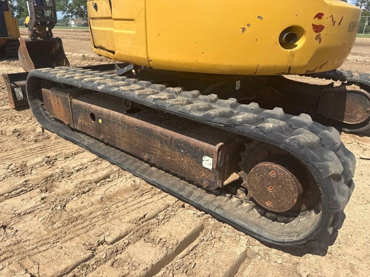 2011-caterpillar-303.5d-cr-image-10