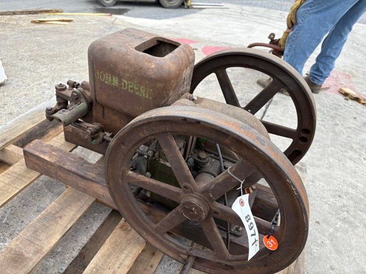 john-deere-112-image-4