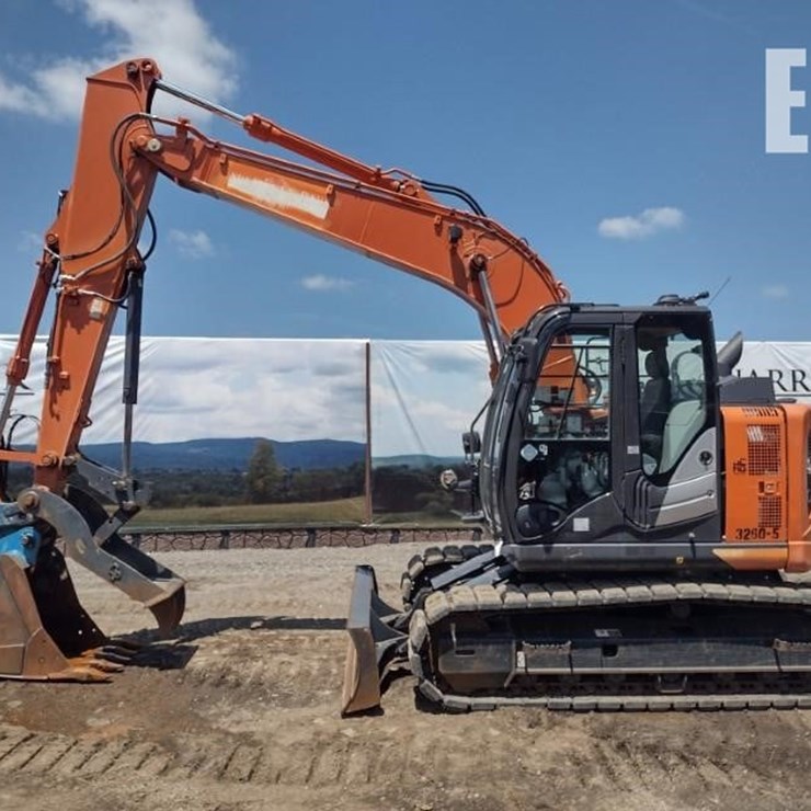2021 HITACHI ZX135US-6