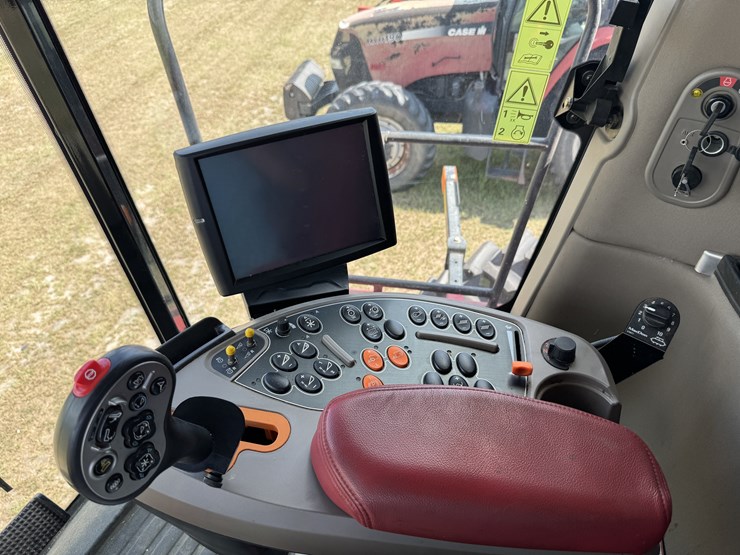 2022-case-ih-8250-image-16