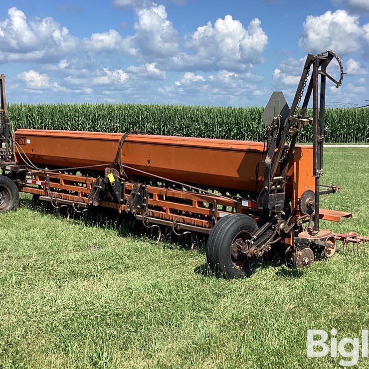 Best 408 20' Grain Drill