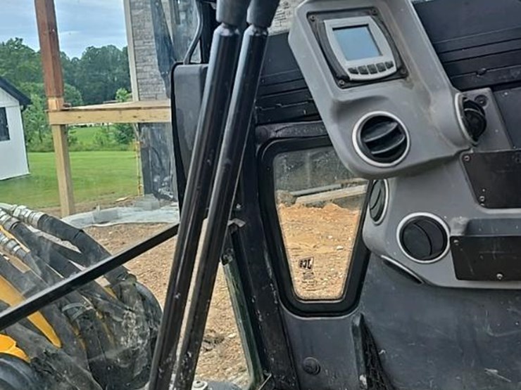 jcb-67c-1-image-47