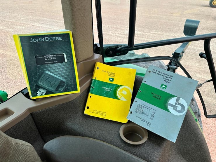 john-deere-8210-image-69