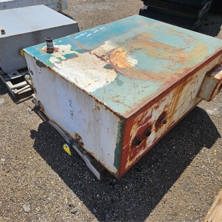 #2558 • Fuel Tank