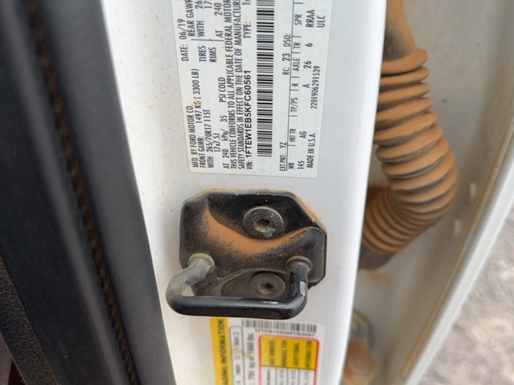 2019-ford-f150-image-16