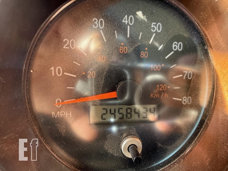 2005-kenworth-w900-image-19