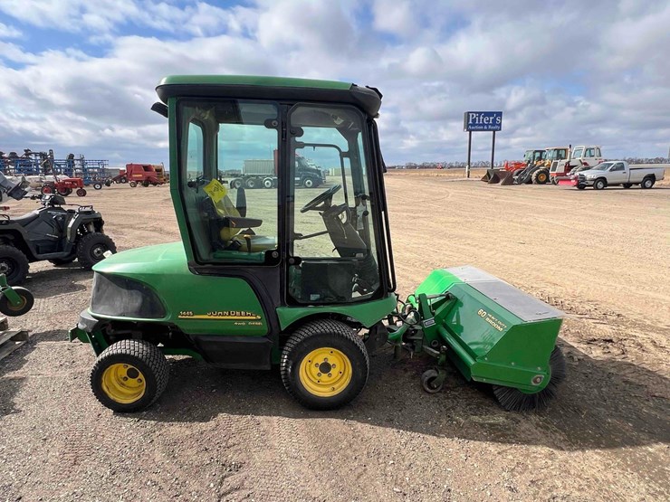 john-deere-1445-image-5