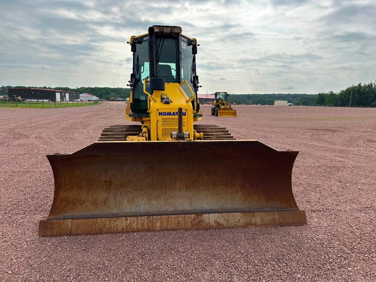 2007-komatsu-d51px-22-image-2