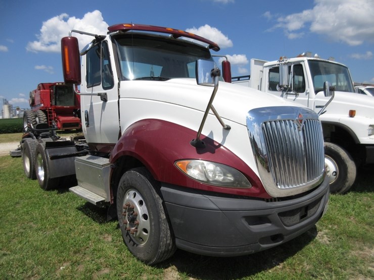 2014-international-prostar-image-2