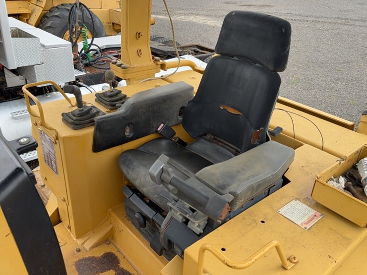 caterpillar-d5m-image-15