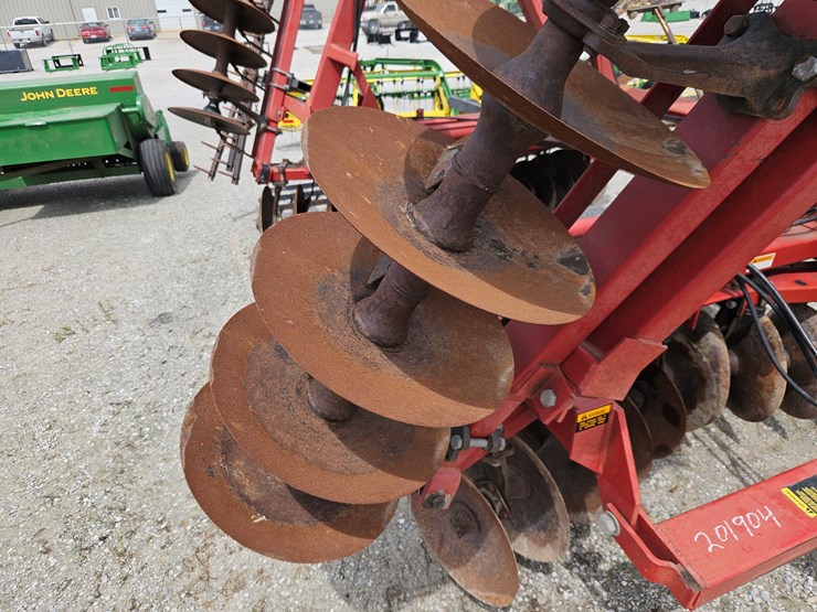 case-ih-3950-image-5
