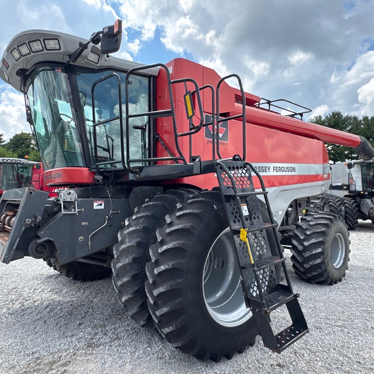 MASSEY-FERGUSON 9895