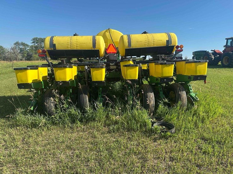john-deere-1770-image-4