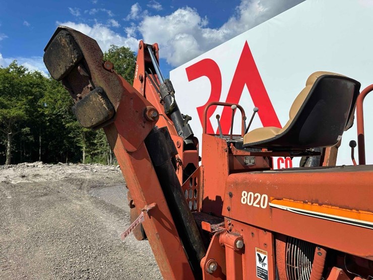 2001-ditch-witch-8020-image-35