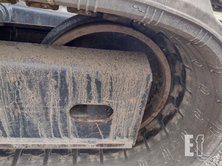 2022-bobcat-e88-image-40