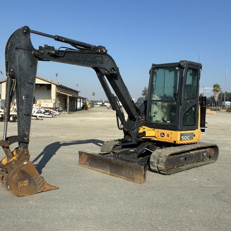 2014 DEERE 50G