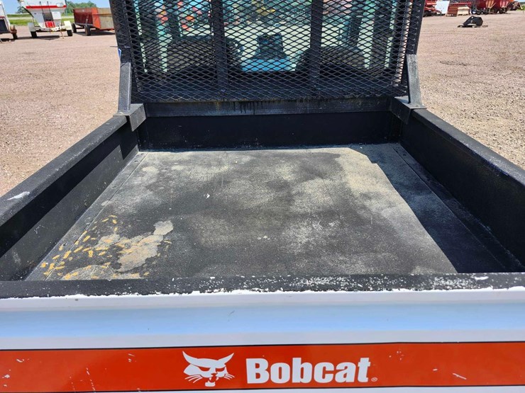 2016-bobcat-toolcat-5600-image-6