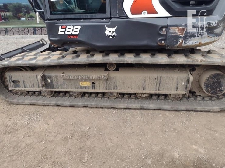 2022-bobcat-e88-image-27