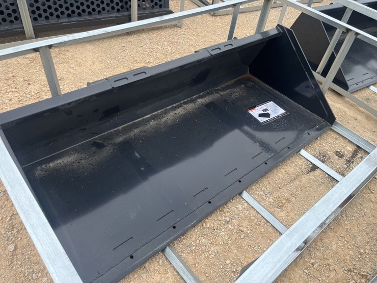wolverine-84"-ss-track-bucket-image-1