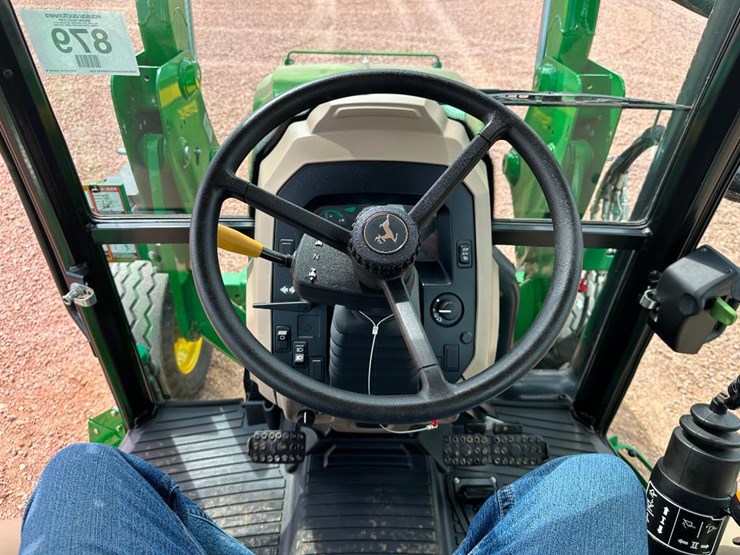 2020-john-deere-5075e-image-61
