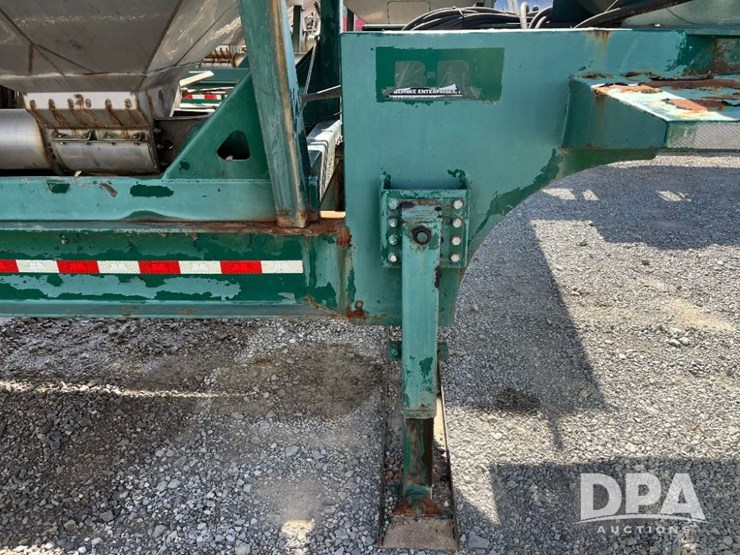 2013-b-b-dry-tender-trailer-(jn2474,-unit-00038)-image-21