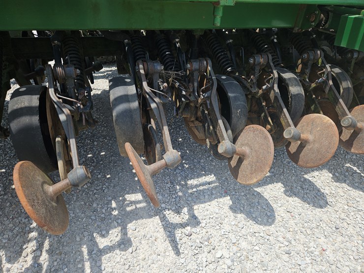 2001-john-deere-1560-image-9