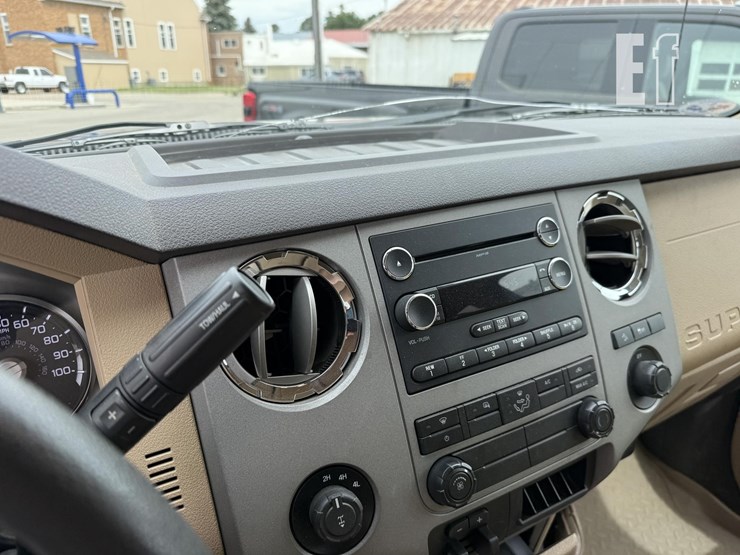 2016-ford-f250-xlt-image-26