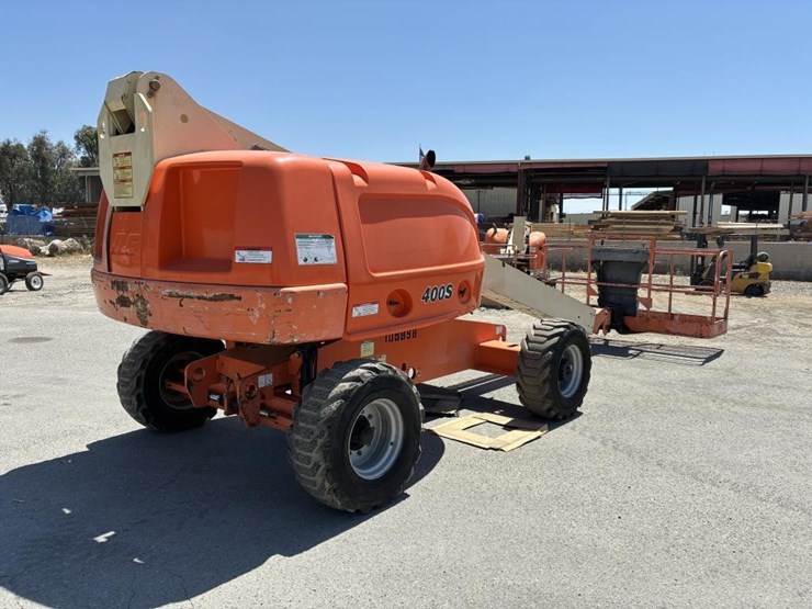 2007-jlg-400s-image-3