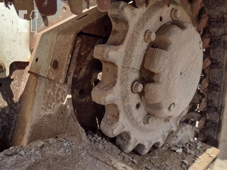 2021-bobcat-t770-image-24