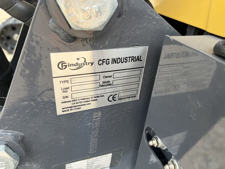 cfg-mx12rx-mini-excavator-image-10