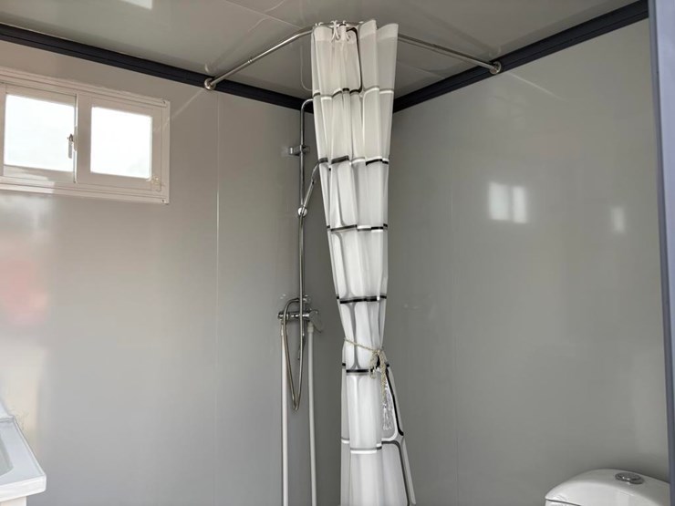 bathroom-shower-building-image-6