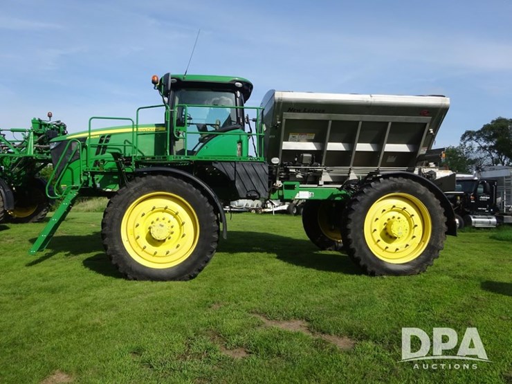 2019-john-deere-r4045-image-32