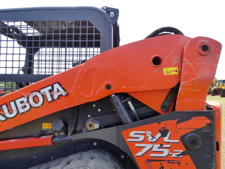 kubota-svl75-2-image-8