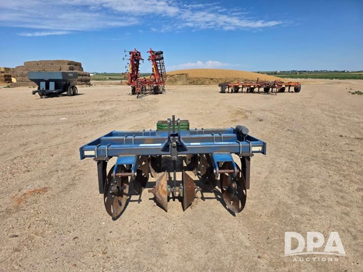 blu-jet-track-master-image-5