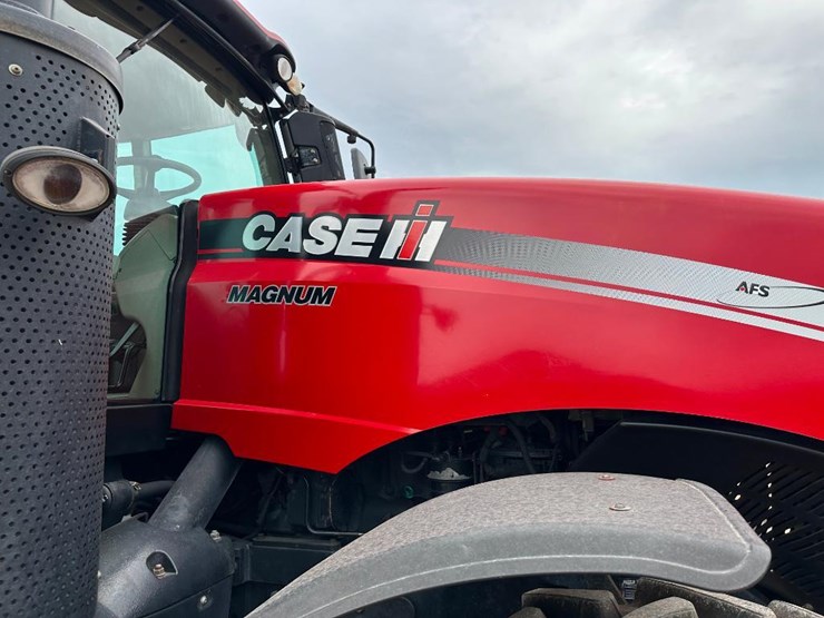 2017-case-ih-magnum-250-image-31