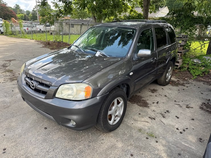 2005-mazda-tribute-image-1