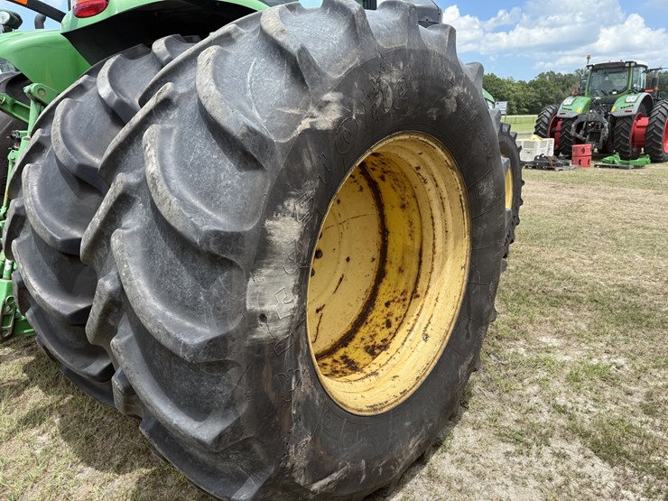 2014-john-deere-8270r-image-6