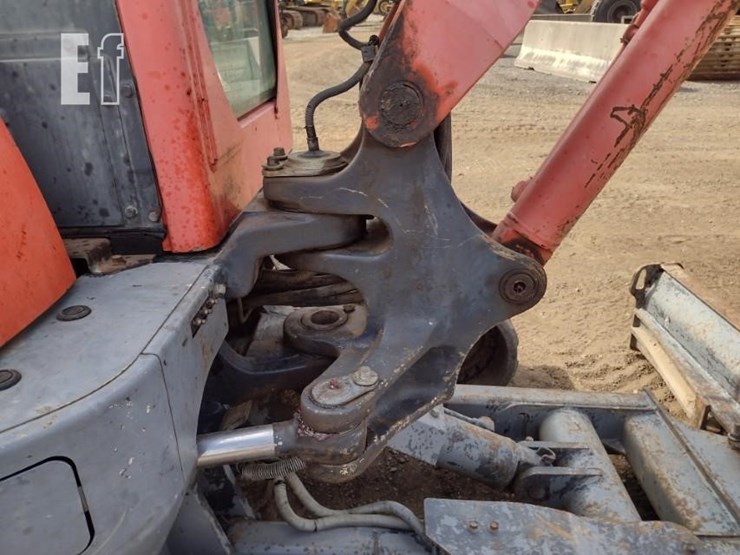 kubota-kx040-4-image-23