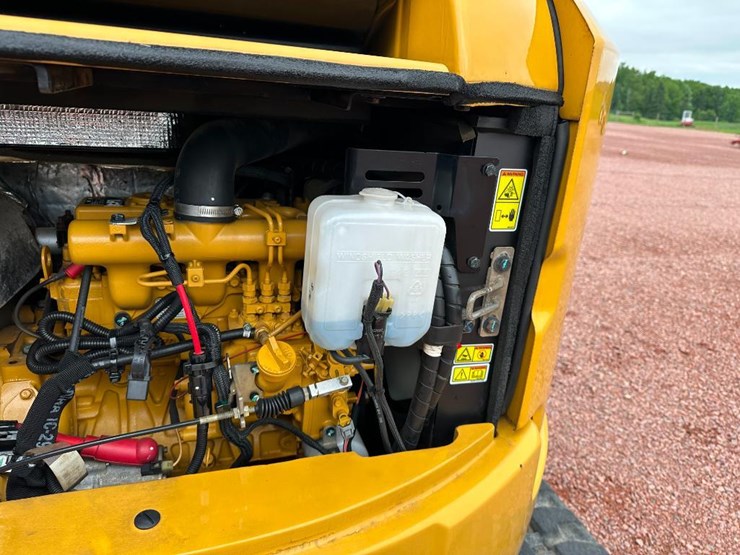 2019-caterpillar-303.5e2-cr-image-45