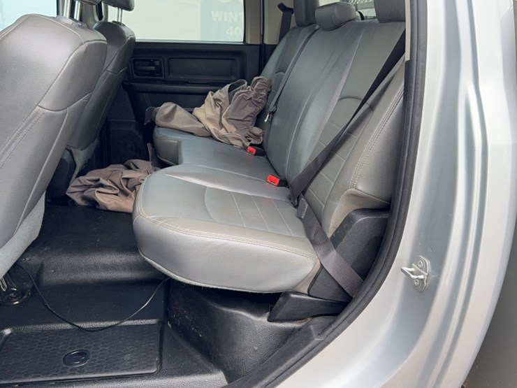 2016-dodge-ram-2500-image-18