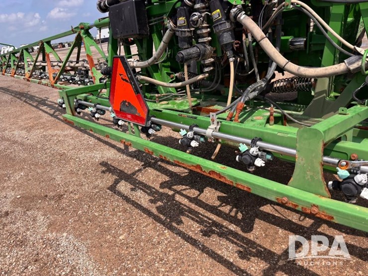 2017-john-deere-r4045-image-99