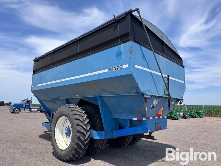 kinze-1040-image-7