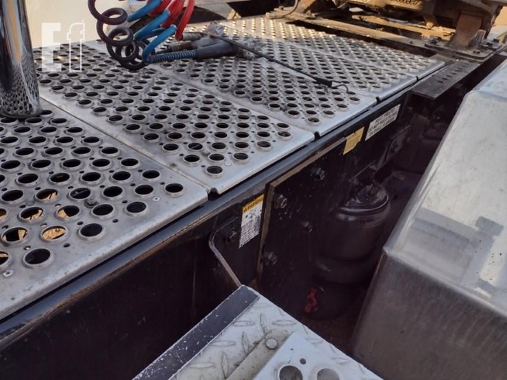 1999-kenworth-w900-image-26